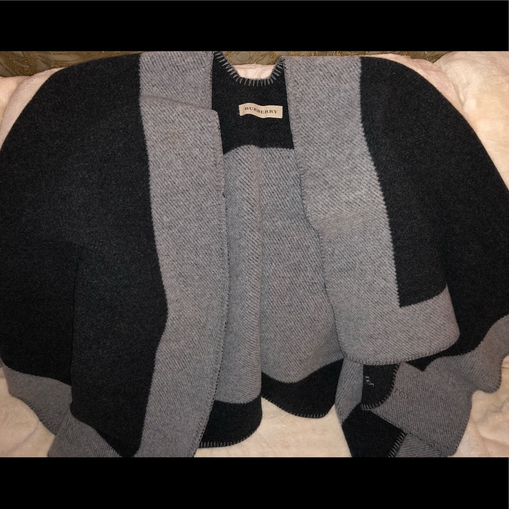 Burberry Shawl